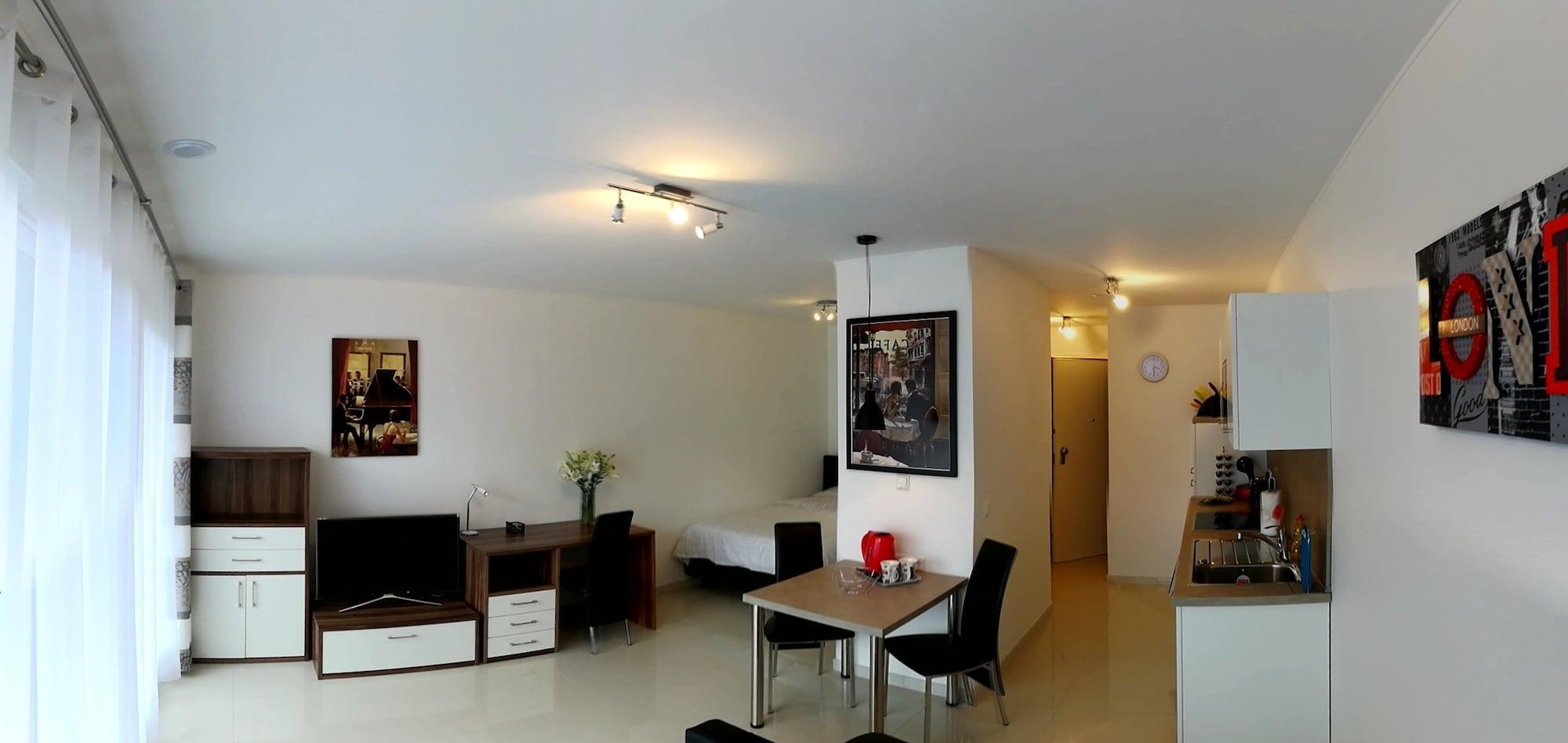 Mandarina Luxembourg Hotel 3*